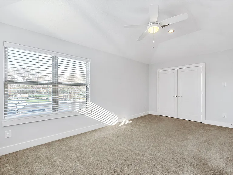 13412 Preston Cliff Ct — Photo 32