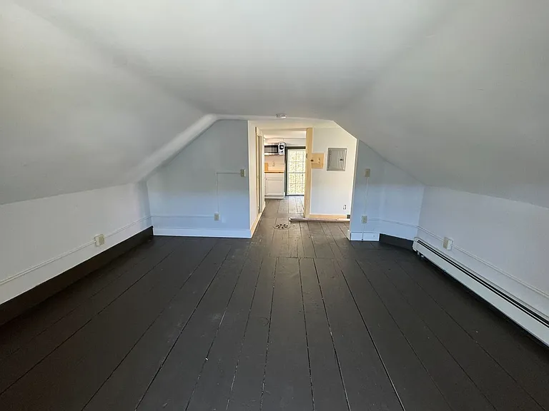 22 Mineral St — Photo 5