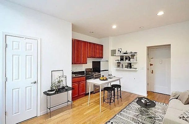 Rented by Compass | media 3