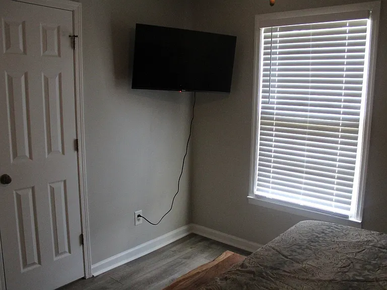 1101 Woodbine Rd — Photo 9
