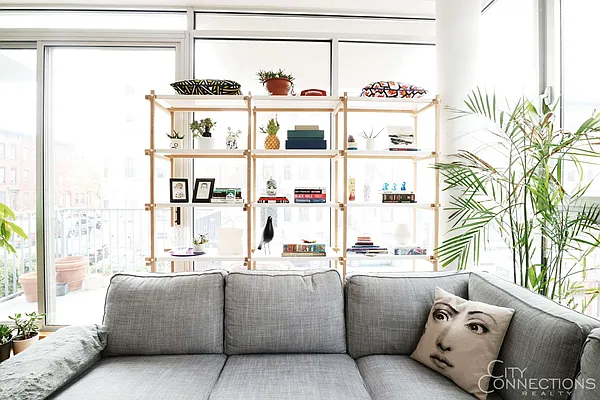 Rented by City Connections Realty | media 20