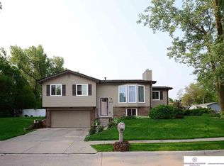 6333 N 51st Ave, Omaha, NE 68104