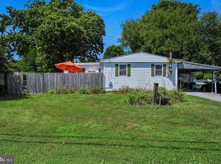 1626 Apple St, Ephrata, PA 17522