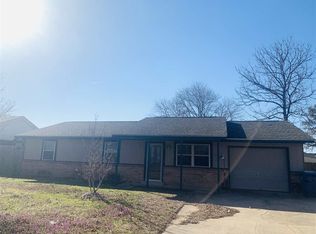 116 E Lewis St, Perkins, OK 74059