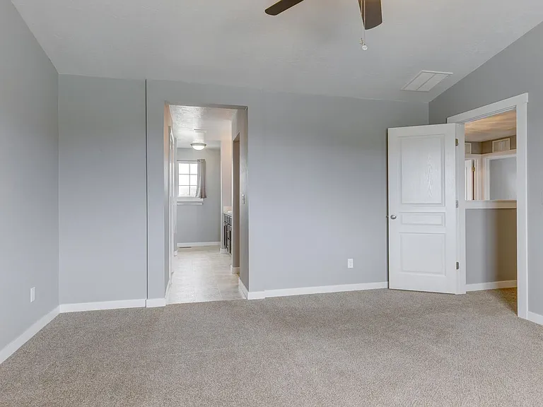 1924 W Deserthawk Dr — Photo 16