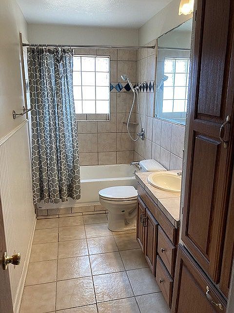 Newly updated bathtub

