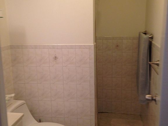 4th image of 259 Marietta Ave