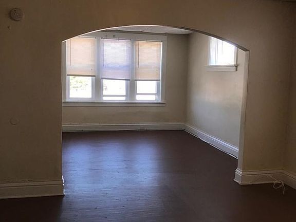 3rd image of 2806 Osage St #2