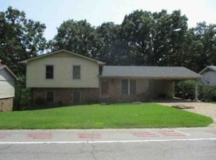11833 Southridge Dr, Little Rock, AR 72212