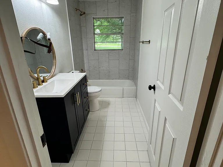 421 Shanghai Rd — Photo 5