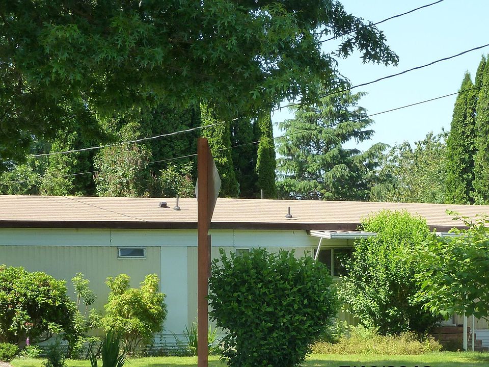 1st image of 408 W Main St