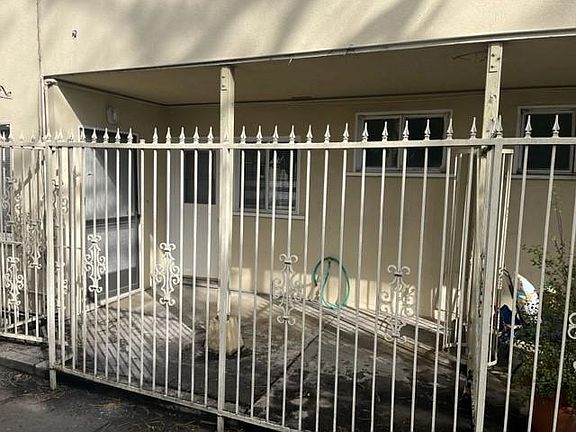 2nd image of 4329 E Ocean Blvd APT C