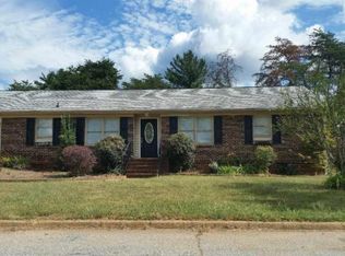 505 Berea Forest Cir, Greenville, SC 29617