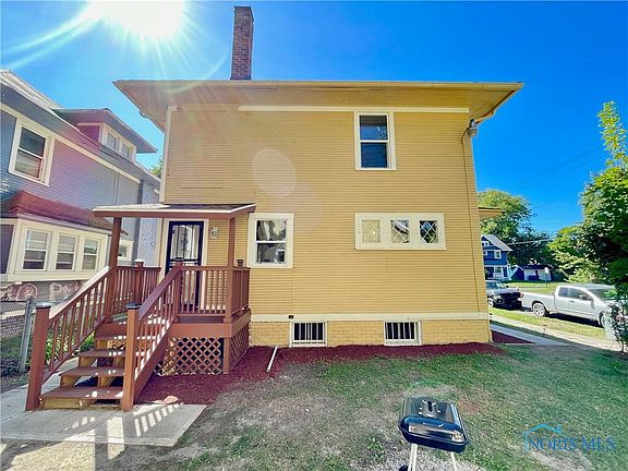 5th image of 2926 Scottwood Ave