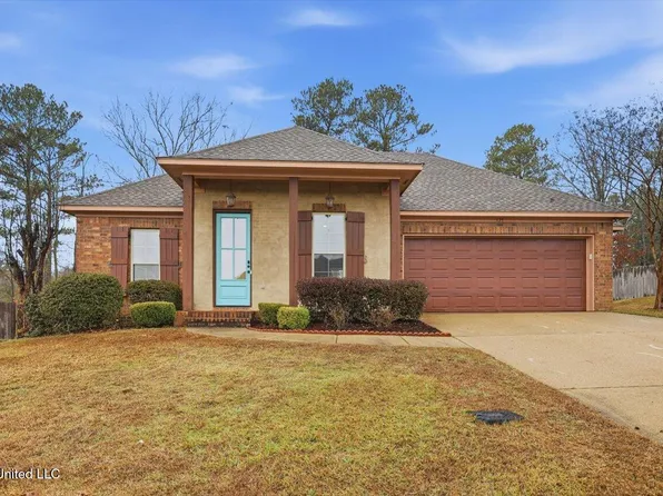 427 Silver Hl, Pearl, MS 39208