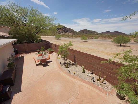 3rd image of 8104 W Greensleeves Way