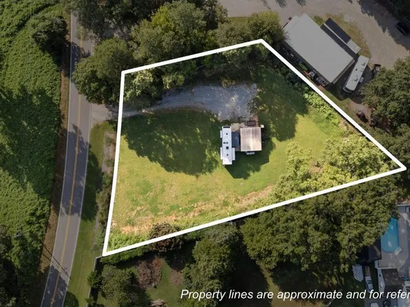 9324 Ransdell Rd, Raleigh, NC 27603