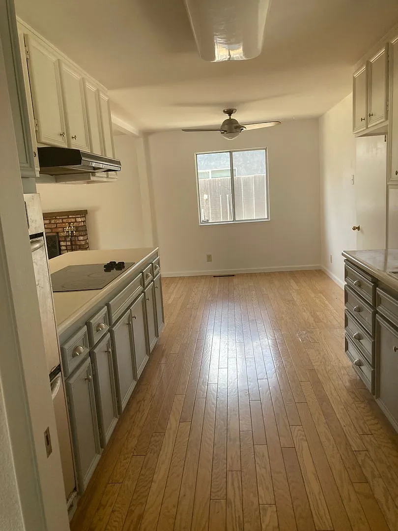 Beautiful Eastridge Home! — Photo 3