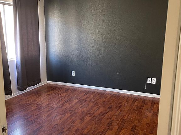 4th image of 4639 Executive Dr Unit 65