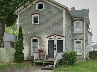 708 S Galena Ave, Freeport, IL 61032
