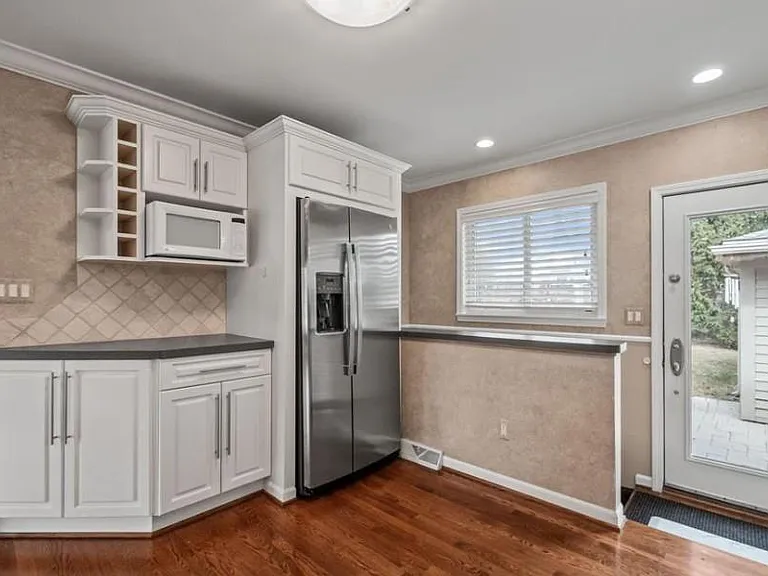 290 Winry Dr — Photo 11