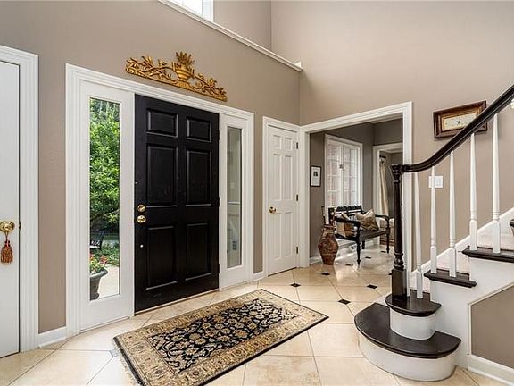 4th image of 10496 Allante Ct