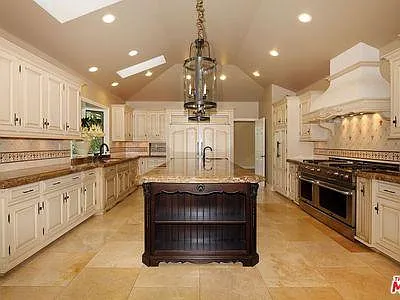1681 Stone Canyon Rd — Photo 33