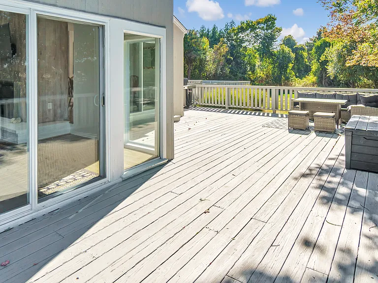 19 Rogers Ln — Photo 24