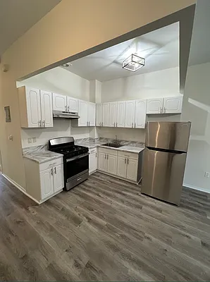 Rented by Douglas Elliman | media 30