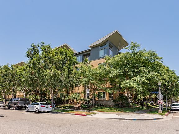3rd image of 6400 Crescent Park E APT 324