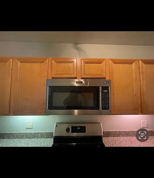 7020 S Cregier Ave — Photo 2
