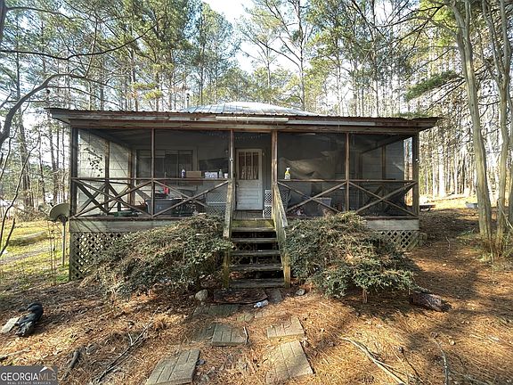 4th image of 1811 McNutt Creek Rd