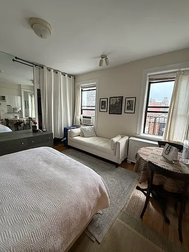 342 W 56th St #7B Photo 1