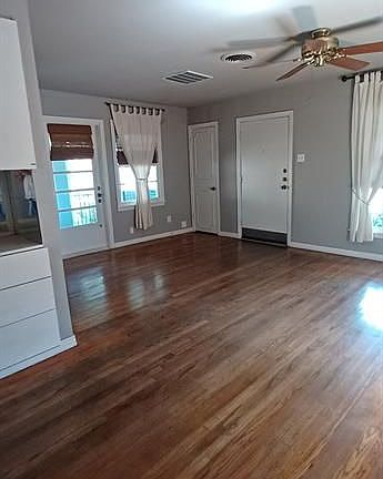 5th image of 4022 Portsmouth St