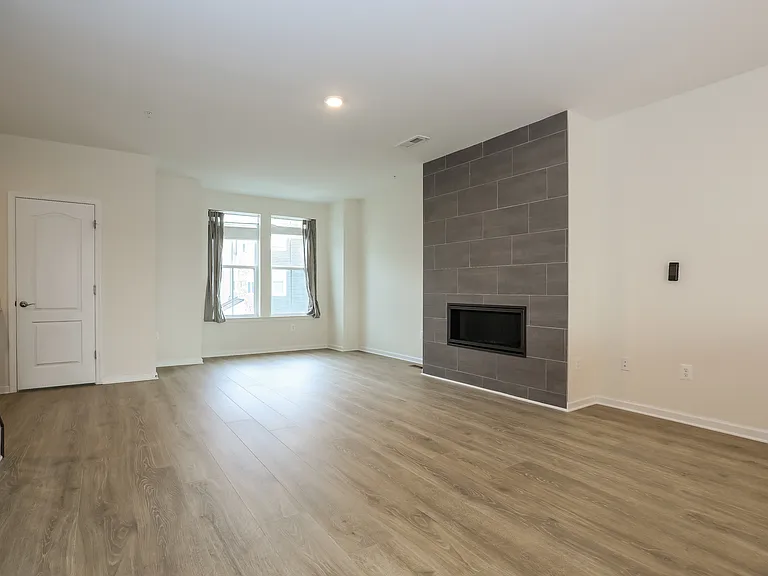 7121 Millstone Rd — Photo 9
