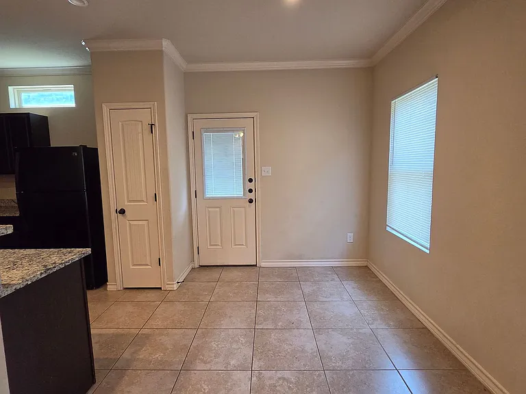 6650 Mia Way #101 — Photo 7