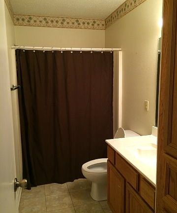 2nd image of 2401 Westlake Cir N