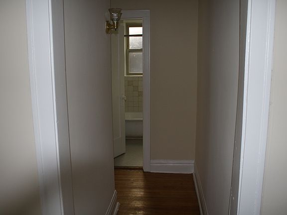 4th image of 2206 S 61st Ct APT 206