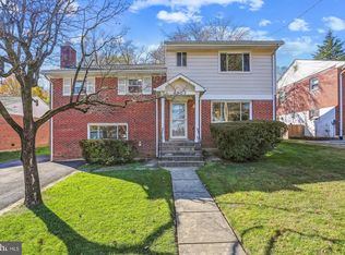 4902 Ertter Dr, Rockville, MD 20852