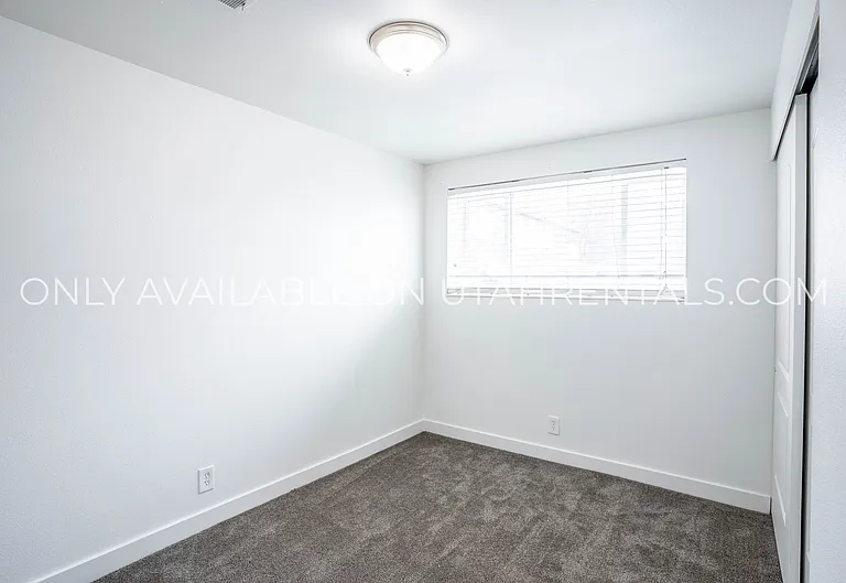2090 S State St — Photo 12