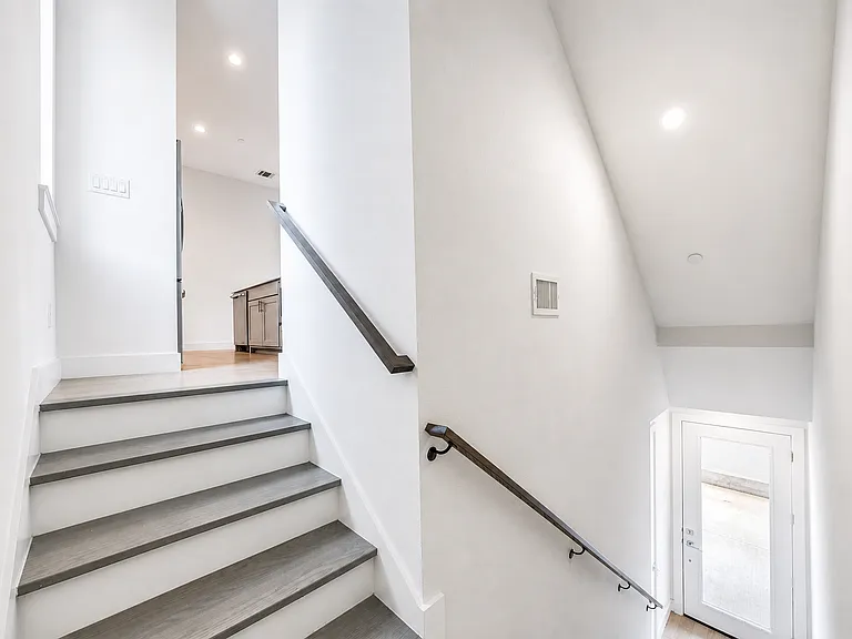 5605 Bryan Pkwy #101 — Photo 3