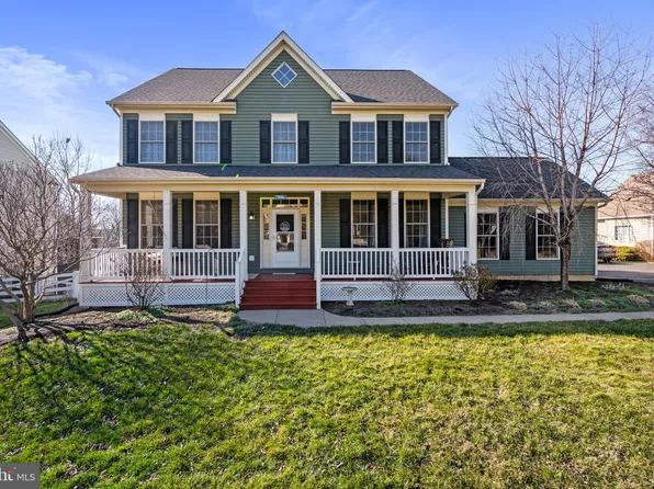 613 S Maple Ave, Purcellville, VA 20132