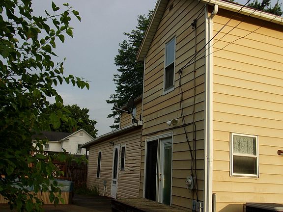 5th image of 328 Ogara Ave