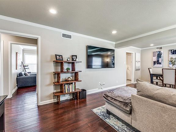 5th image of 441 Parkhurst Dr