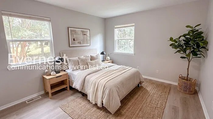 2 bed, 1.0 bath, 750 sqft, $795 — Photo 3