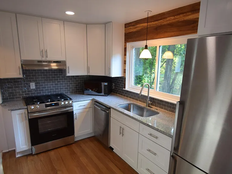 2020 Wrightsboro Rd — Photo 7