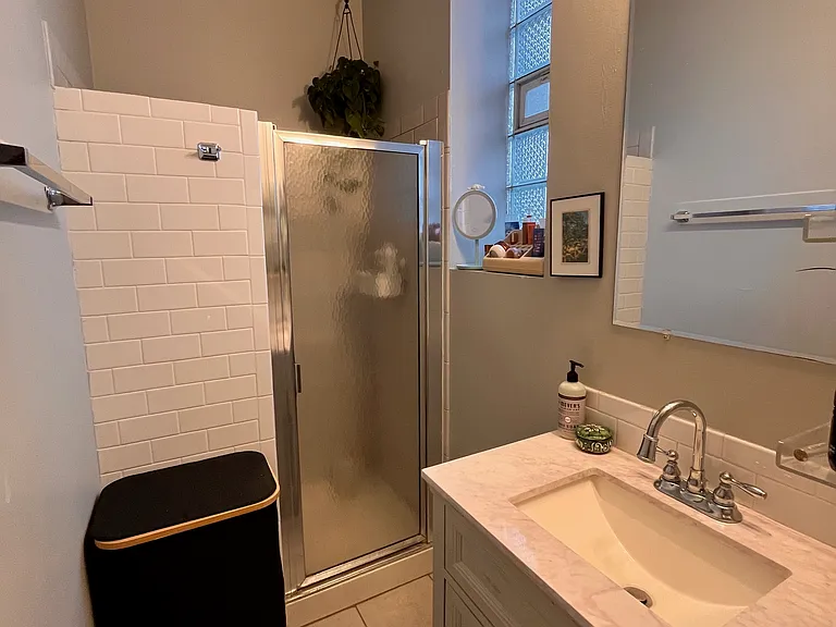 3227 S Carpenter St #3F — Photo 12