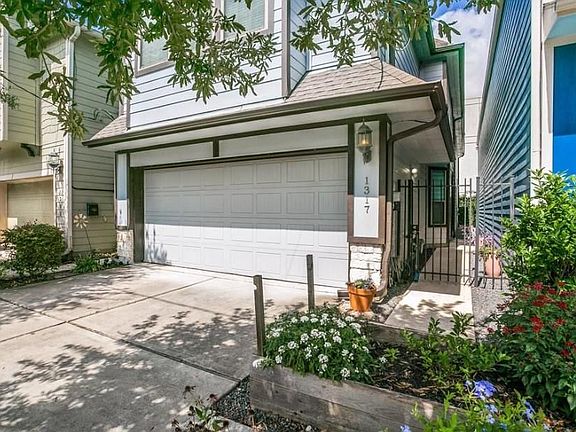 3rd image of 1317 Dorothy St
