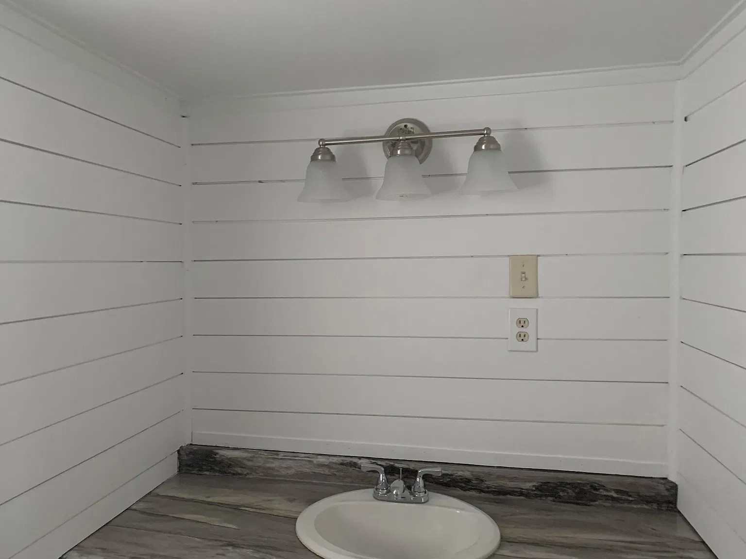 412 Beech St — Photo 4