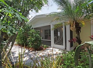 361 1st Ave N, Naples, FL 34102